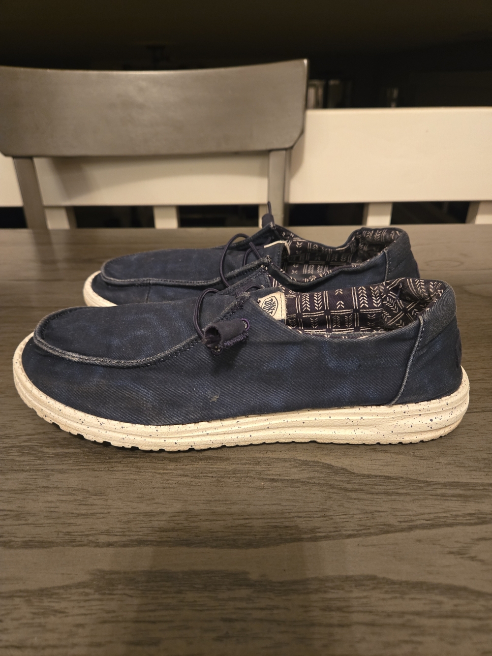 Hey Dude Shoes Womens Sz 11 Wendy  Navy White Slip On Casual Comfort Stretch